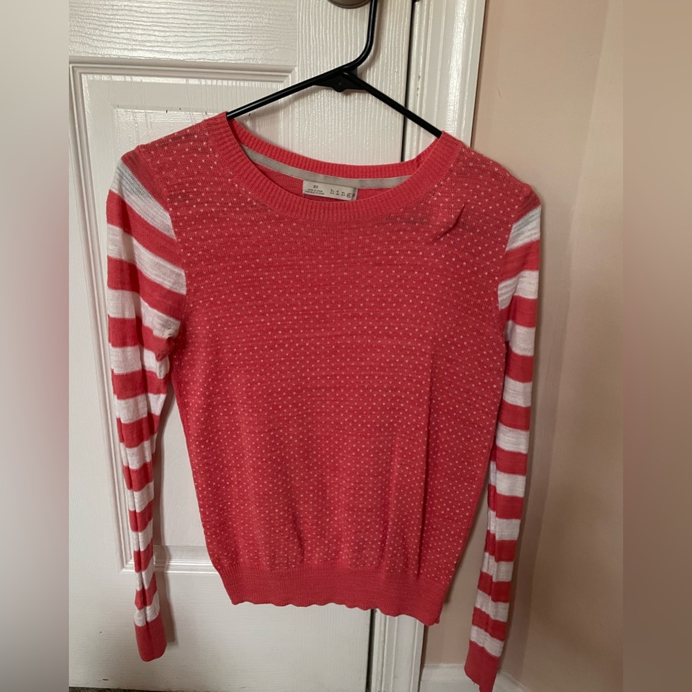 Hinge Long sleeved sweater XS!